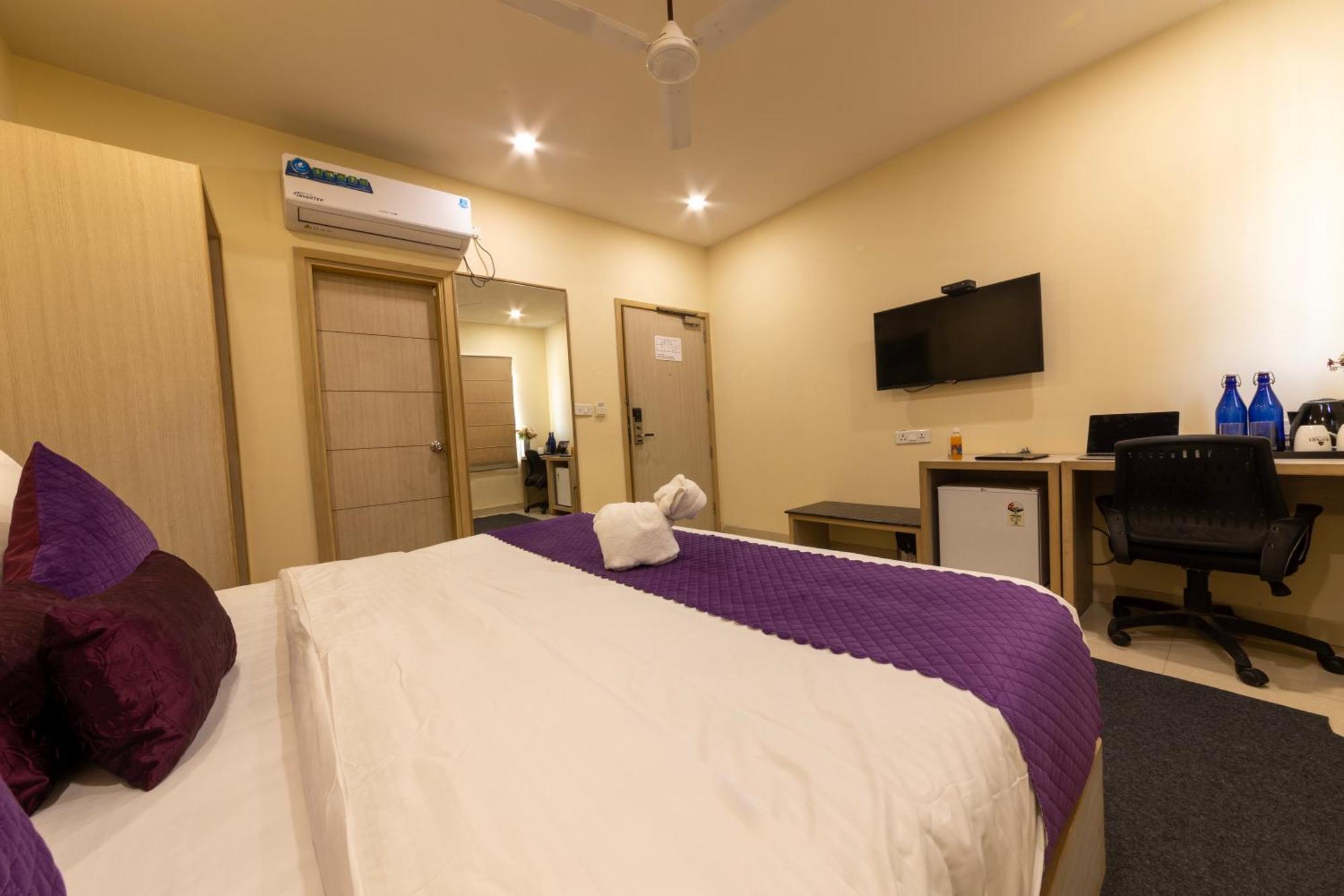 Sagar Hotel Just 5 Min From Golden Temple Amritsar Room photo